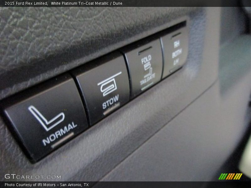 White Platinum Tri-Coat Metallic / Dune 2015 Ford Flex Limited
