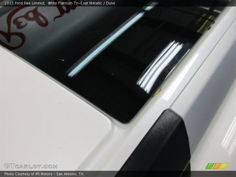 White Platinum Tri-Coat Metallic / Dune 2015 Ford Flex Limited