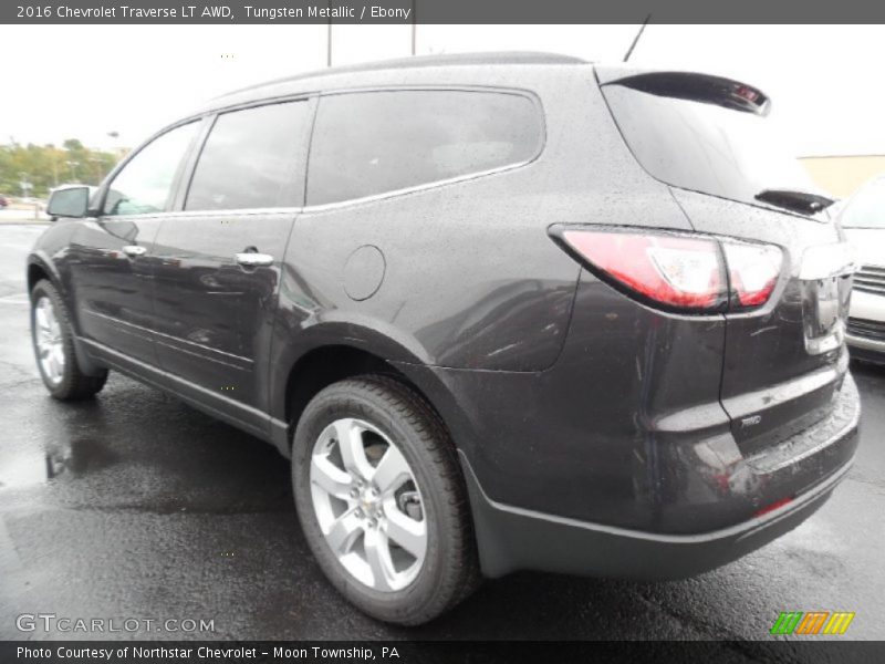 Tungsten Metallic / Ebony 2016 Chevrolet Traverse LT AWD