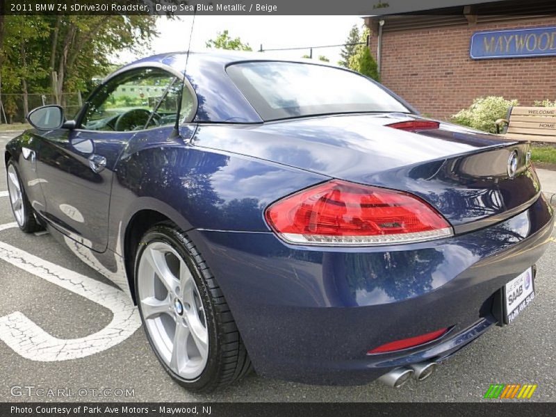 Deep Sea Blue Metallic / Beige 2011 BMW Z4 sDrive30i Roadster