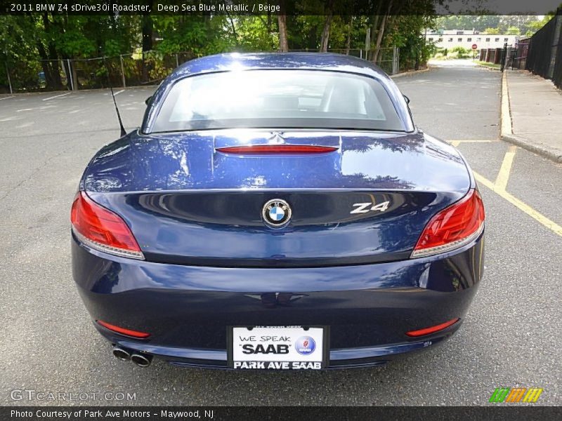 Deep Sea Blue Metallic / Beige 2011 BMW Z4 sDrive30i Roadster