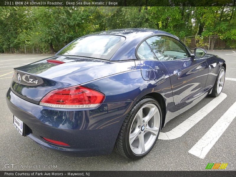 Deep Sea Blue Metallic / Beige 2011 BMW Z4 sDrive30i Roadster