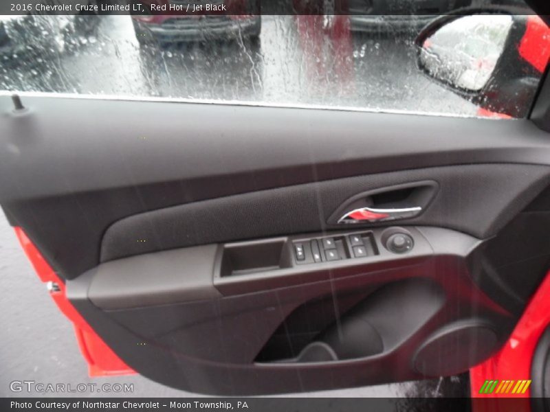 Red Hot / Jet Black 2016 Chevrolet Cruze Limited LT