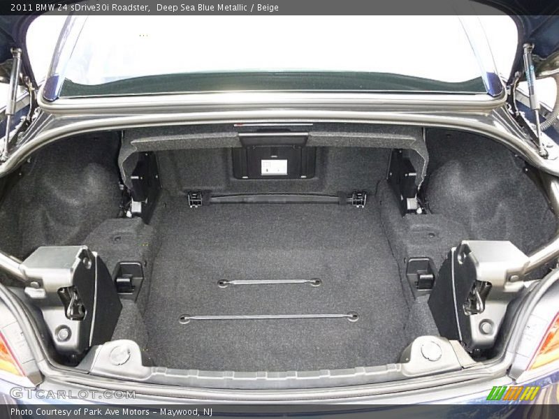  2011 Z4 sDrive30i Roadster Trunk