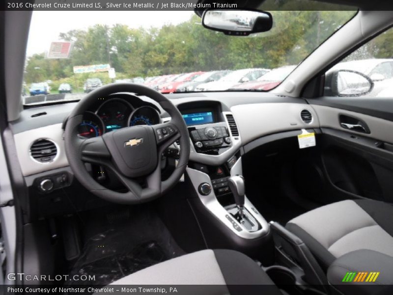 Silver Ice Metallic / Jet Black/Medium Titanium 2016 Chevrolet Cruze Limited LS