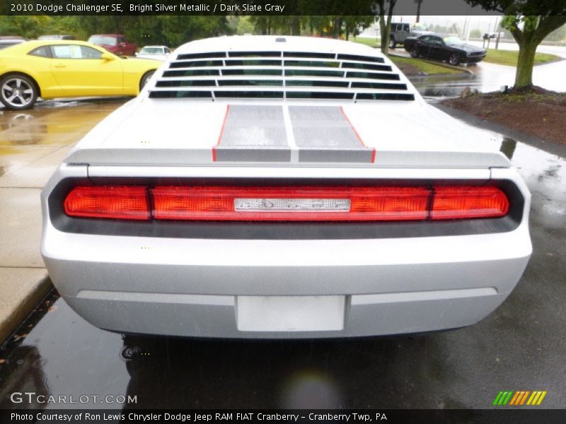 Bright Silver Metallic / Dark Slate Gray 2010 Dodge Challenger SE