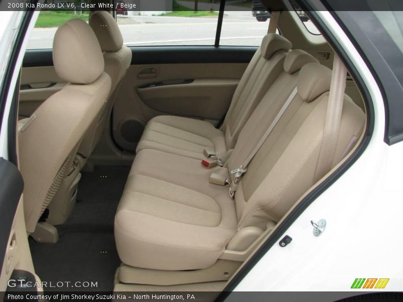 Clear White / Beige 2008 Kia Rondo LX V6