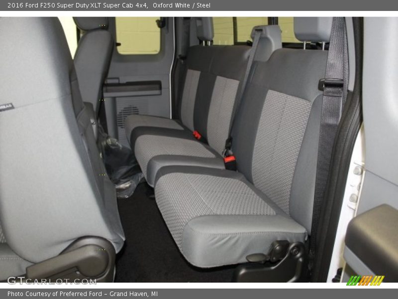 Oxford White / Steel 2016 Ford F250 Super Duty XLT Super Cab 4x4