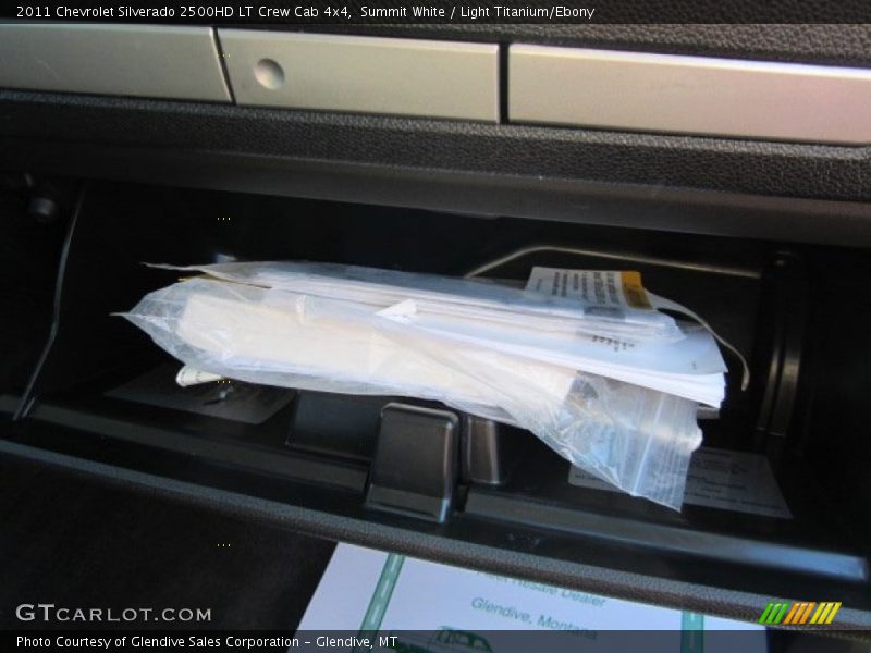 Summit White / Light Titanium/Ebony 2011 Chevrolet Silverado 2500HD LT Crew Cab 4x4