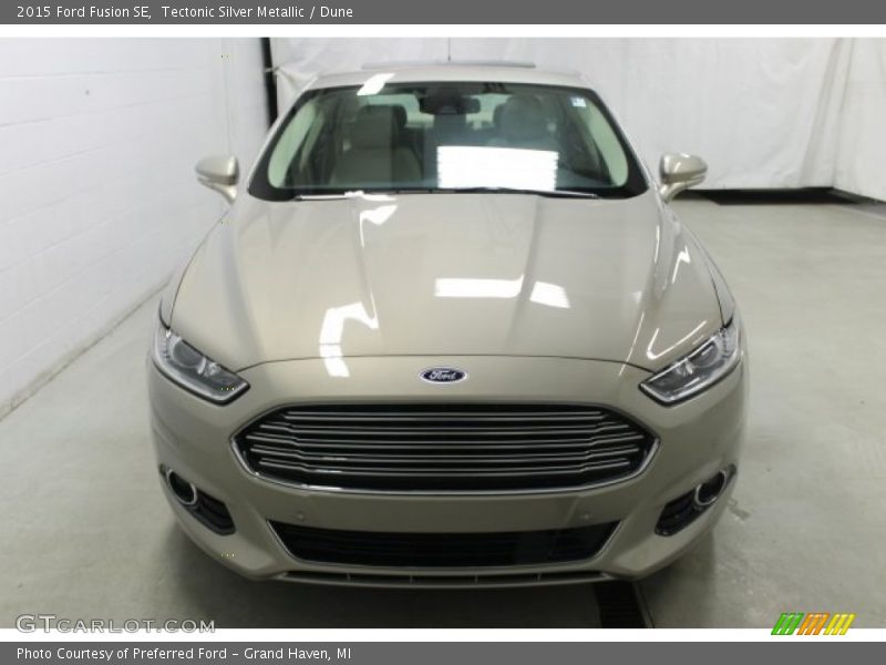 Tectonic Silver Metallic / Dune 2015 Ford Fusion SE