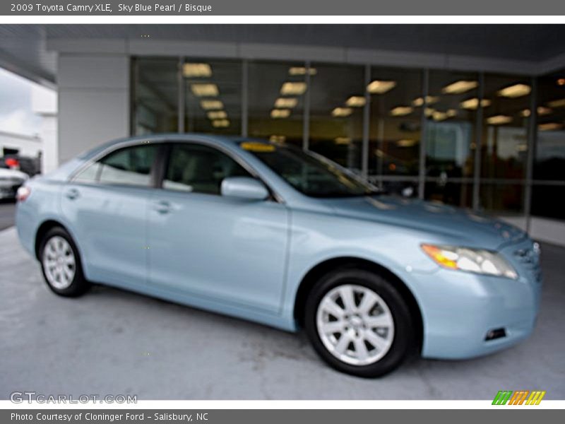 Sky Blue Pearl / Bisque 2009 Toyota Camry XLE