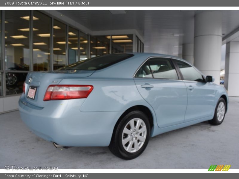 Sky Blue Pearl / Bisque 2009 Toyota Camry XLE