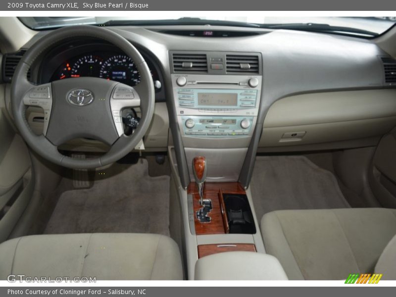 Sky Blue Pearl / Bisque 2009 Toyota Camry XLE