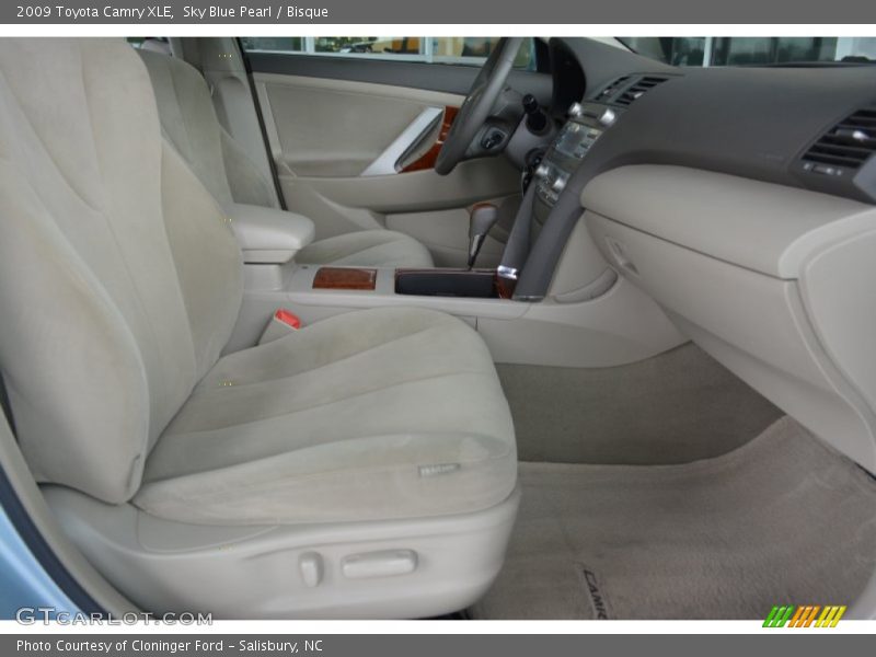 Sky Blue Pearl / Bisque 2009 Toyota Camry XLE