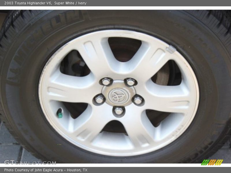 Super White / Ivory 2003 Toyota Highlander V6