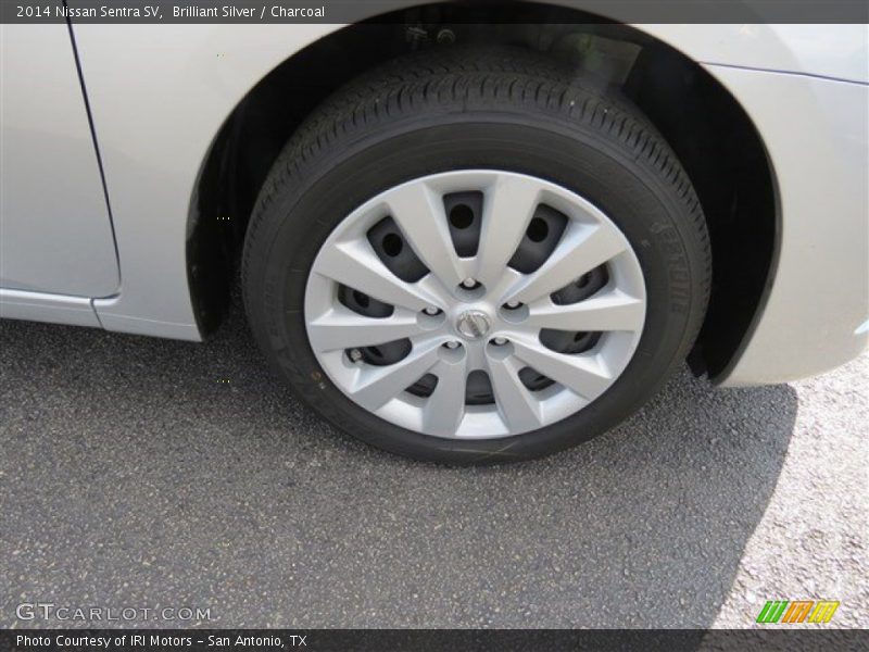Brilliant Silver / Charcoal 2014 Nissan Sentra SV