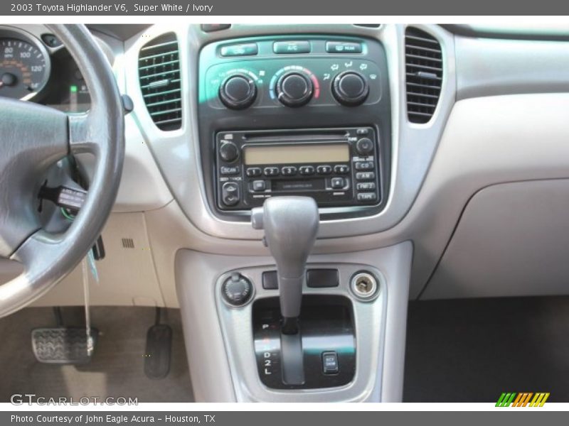 Super White / Ivory 2003 Toyota Highlander V6