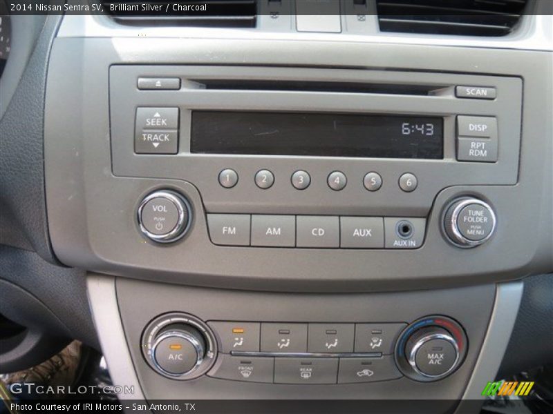 Brilliant Silver / Charcoal 2014 Nissan Sentra SV