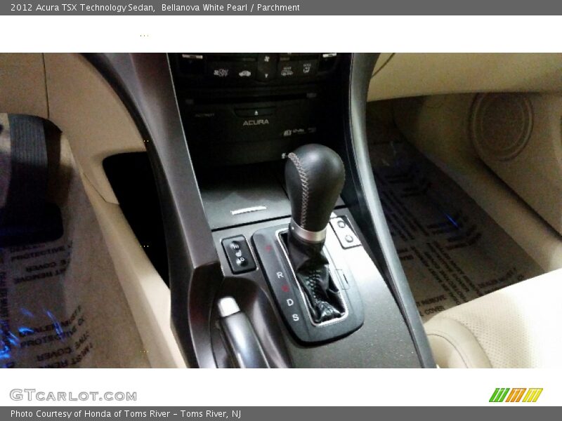 Bellanova White Pearl / Parchment 2012 Acura TSX Technology Sedan