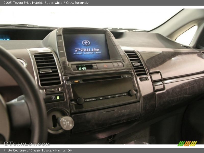 Super White / Gray/Burgundy 2005 Toyota Prius Hybrid