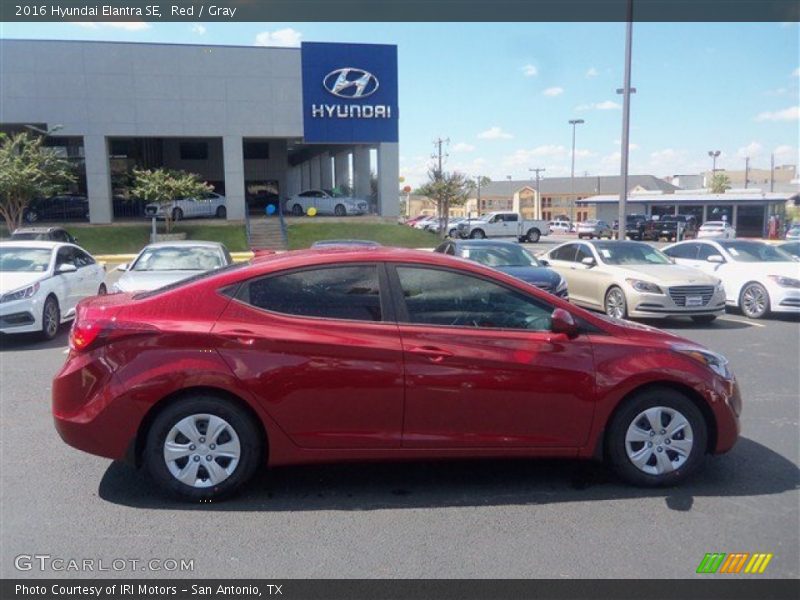 Red / Gray 2016 Hyundai Elantra SE
