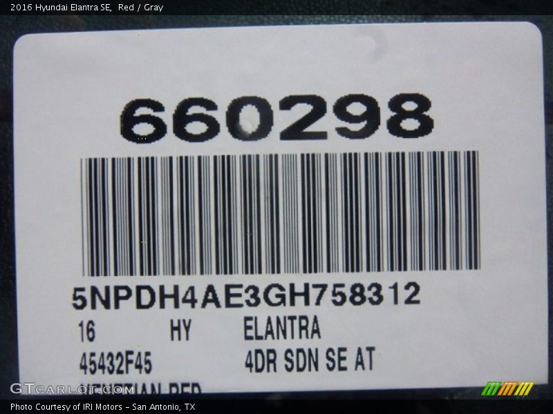 Red / Gray 2016 Hyundai Elantra SE