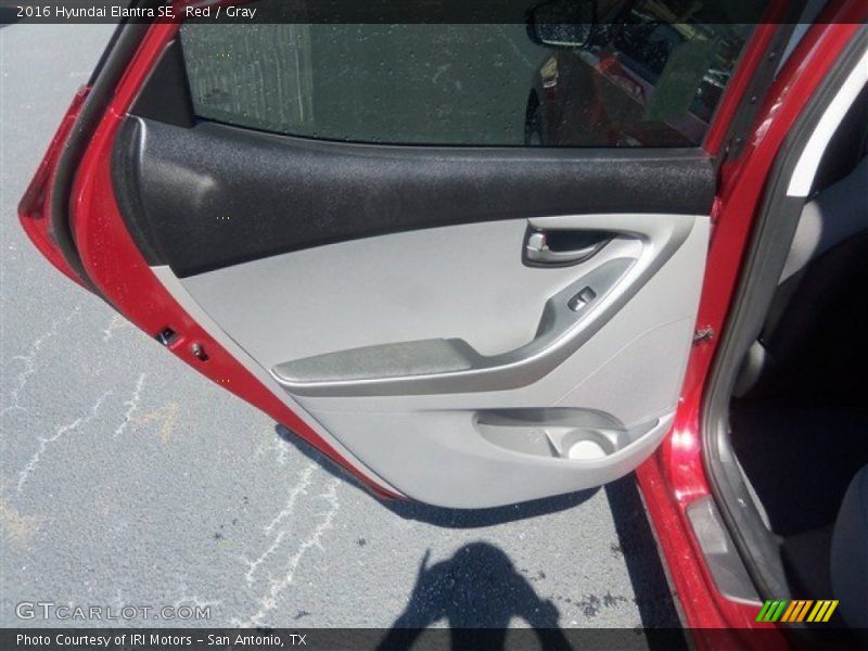 Red / Gray 2016 Hyundai Elantra SE