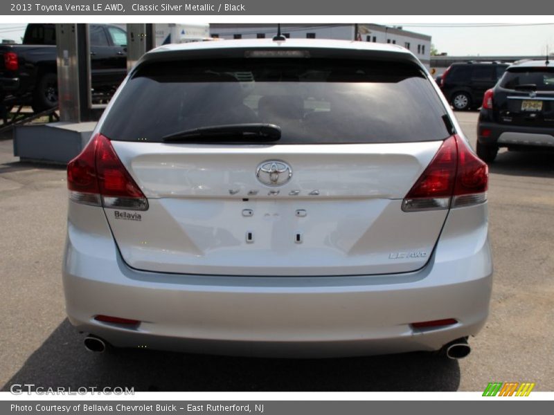 Classic Silver Metallic / Black 2013 Toyota Venza LE AWD