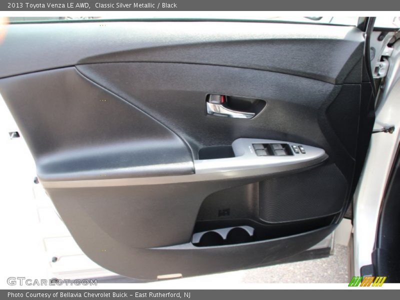 Classic Silver Metallic / Black 2013 Toyota Venza LE AWD
