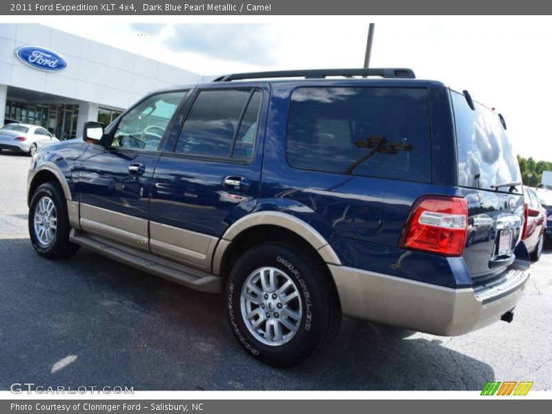 Dark Blue Pearl Metallic / Camel 2011 Ford Expedition XLT 4x4