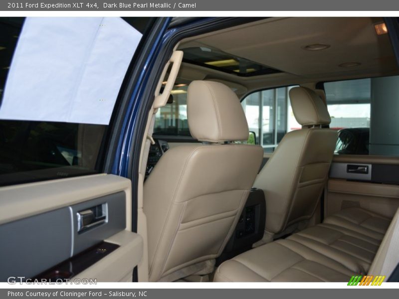 Dark Blue Pearl Metallic / Camel 2011 Ford Expedition XLT 4x4