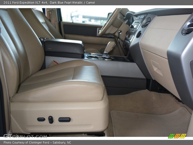 Dark Blue Pearl Metallic / Camel 2011 Ford Expedition XLT 4x4