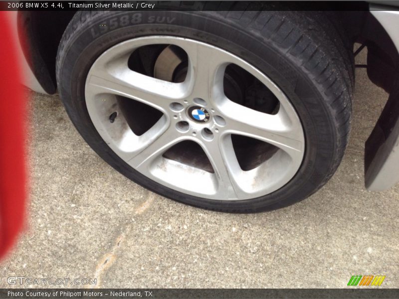 Titanium Silver Metallic / Grey 2006 BMW X5 4.4i