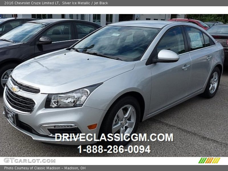 Silver Ice Metallic / Jet Black 2016 Chevrolet Cruze Limited LT