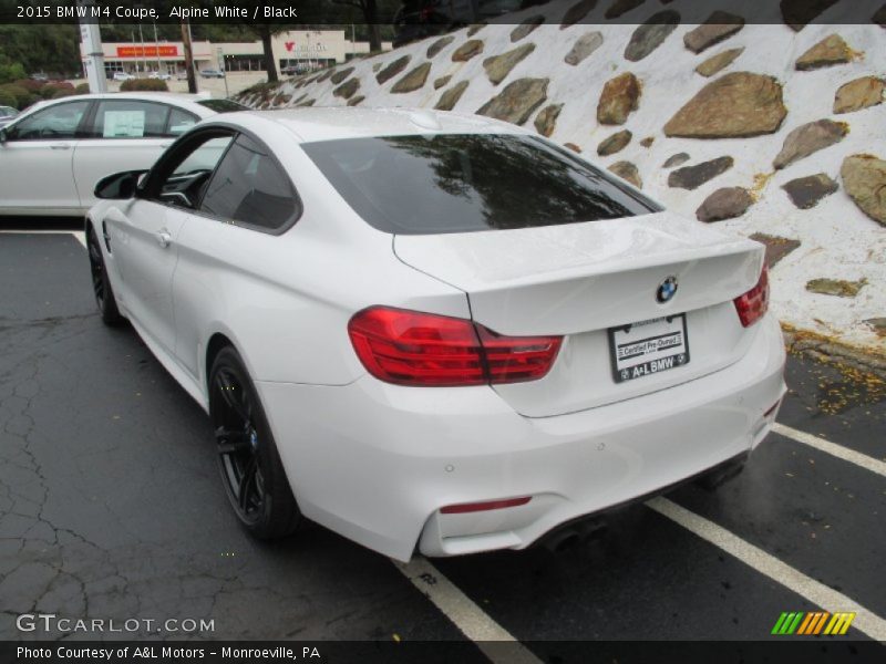 Alpine White / Black 2015 BMW M4 Coupe