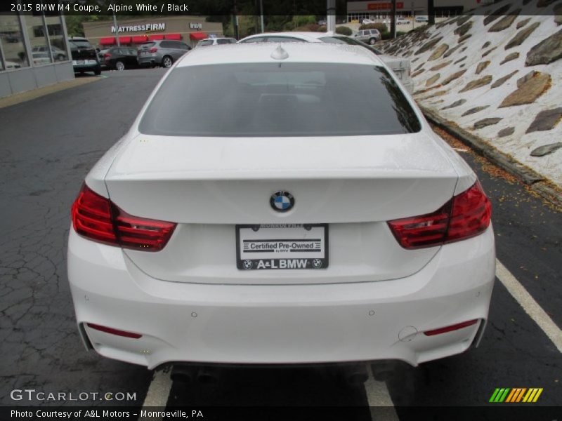 Alpine White / Black 2015 BMW M4 Coupe