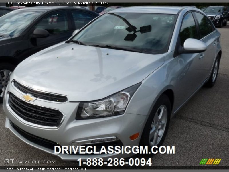 Silver Ice Metallic / Jet Black 2016 Chevrolet Cruze Limited LT