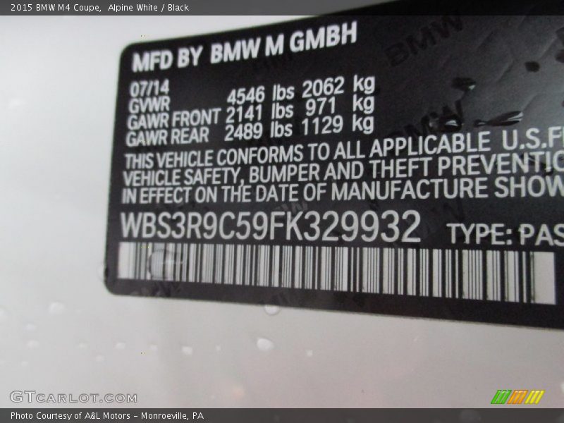 Alpine White / Black 2015 BMW M4 Coupe