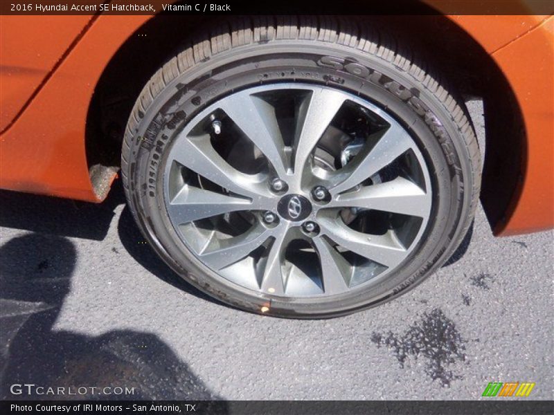  2016 Accent SE Hatchback Wheel