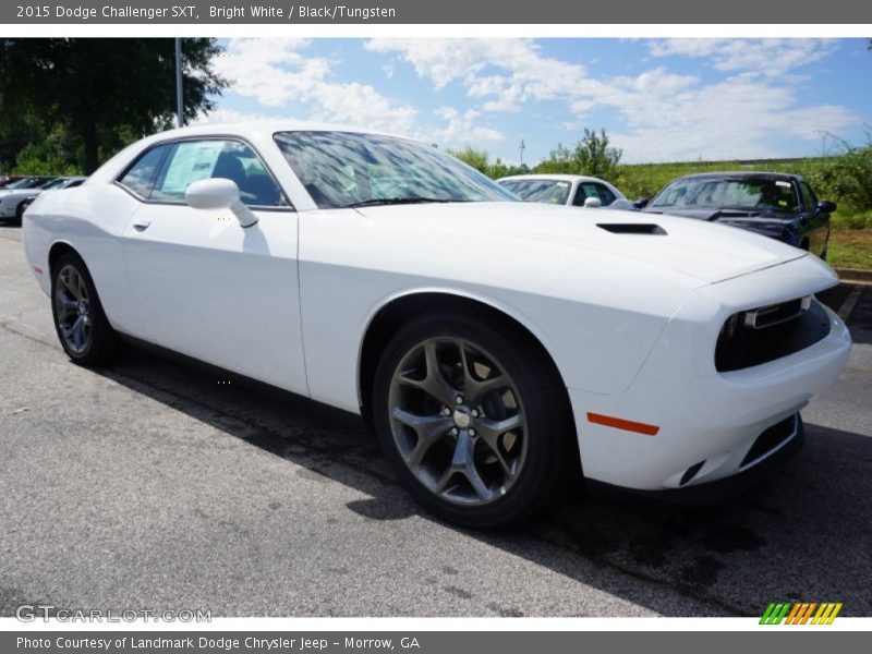 Bright White / Black/Tungsten 2015 Dodge Challenger SXT