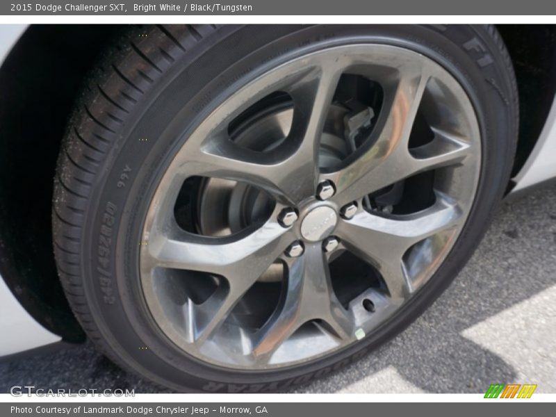 Bright White / Black/Tungsten 2015 Dodge Challenger SXT