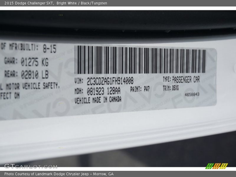 Bright White / Black/Tungsten 2015 Dodge Challenger SXT