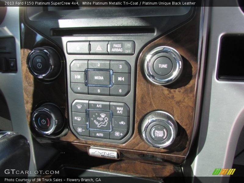 White Platinum Metallic Tri-Coat / Platinum Unique Black Leather 2013 Ford F150 Platinum SuperCrew 4x4