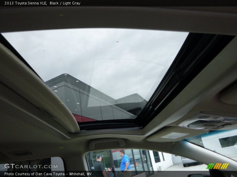 Black / Light Gray 2013 Toyota Sienna XLE