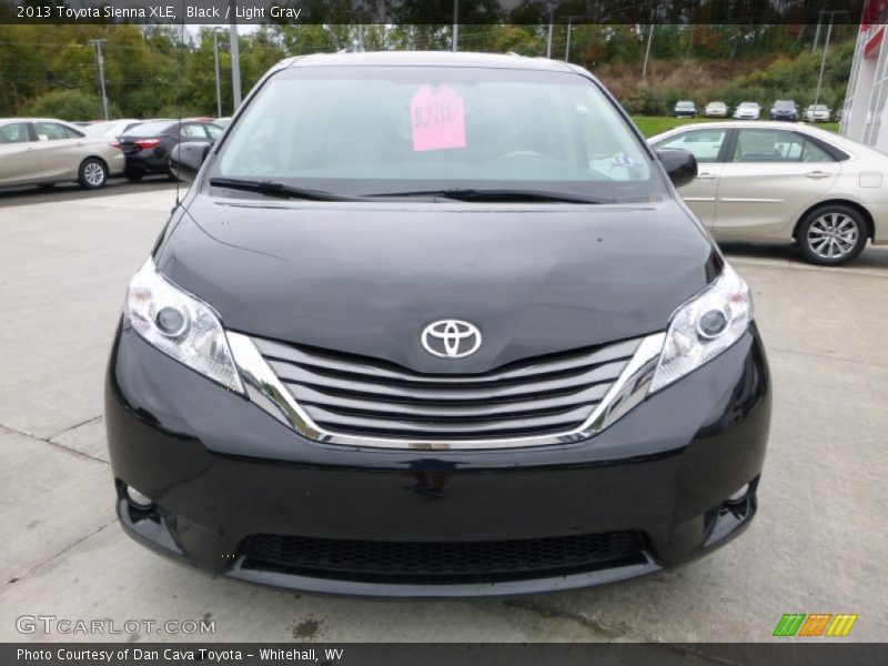 Black / Light Gray 2013 Toyota Sienna XLE