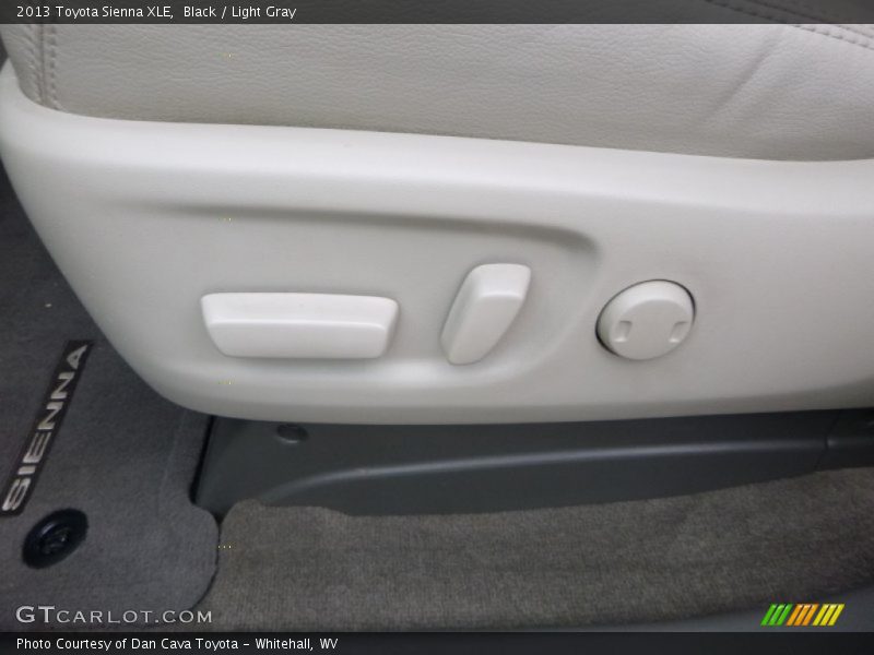 Black / Light Gray 2013 Toyota Sienna XLE