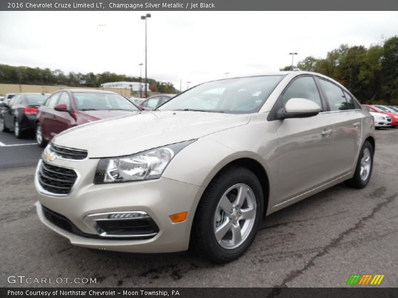 Champagne Silver Metallic / Jet Black 2016 Chevrolet Cruze Limited LT