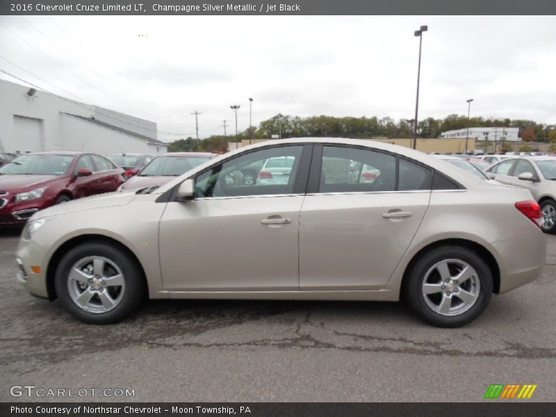 Champagne Silver Metallic / Jet Black 2016 Chevrolet Cruze Limited LT