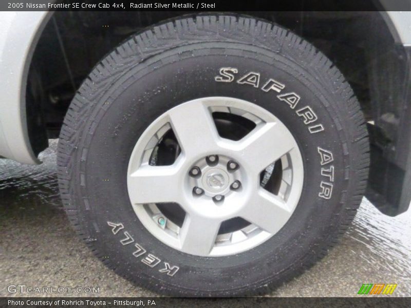 Radiant Silver Metallic / Steel 2005 Nissan Frontier SE Crew Cab 4x4