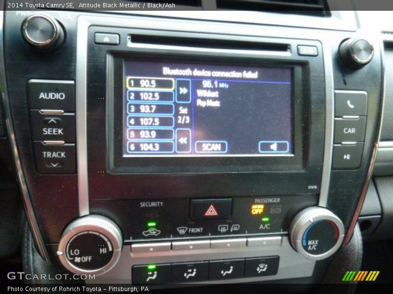 Attitude Black Metallic / Black/Ash 2014 Toyota Camry SE